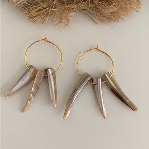 Dainty Edgy Oyster Style Shell Mini Gold Hoops